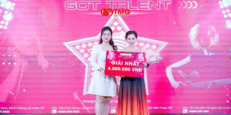 thi-sinh-giai-nhat-van-nghe