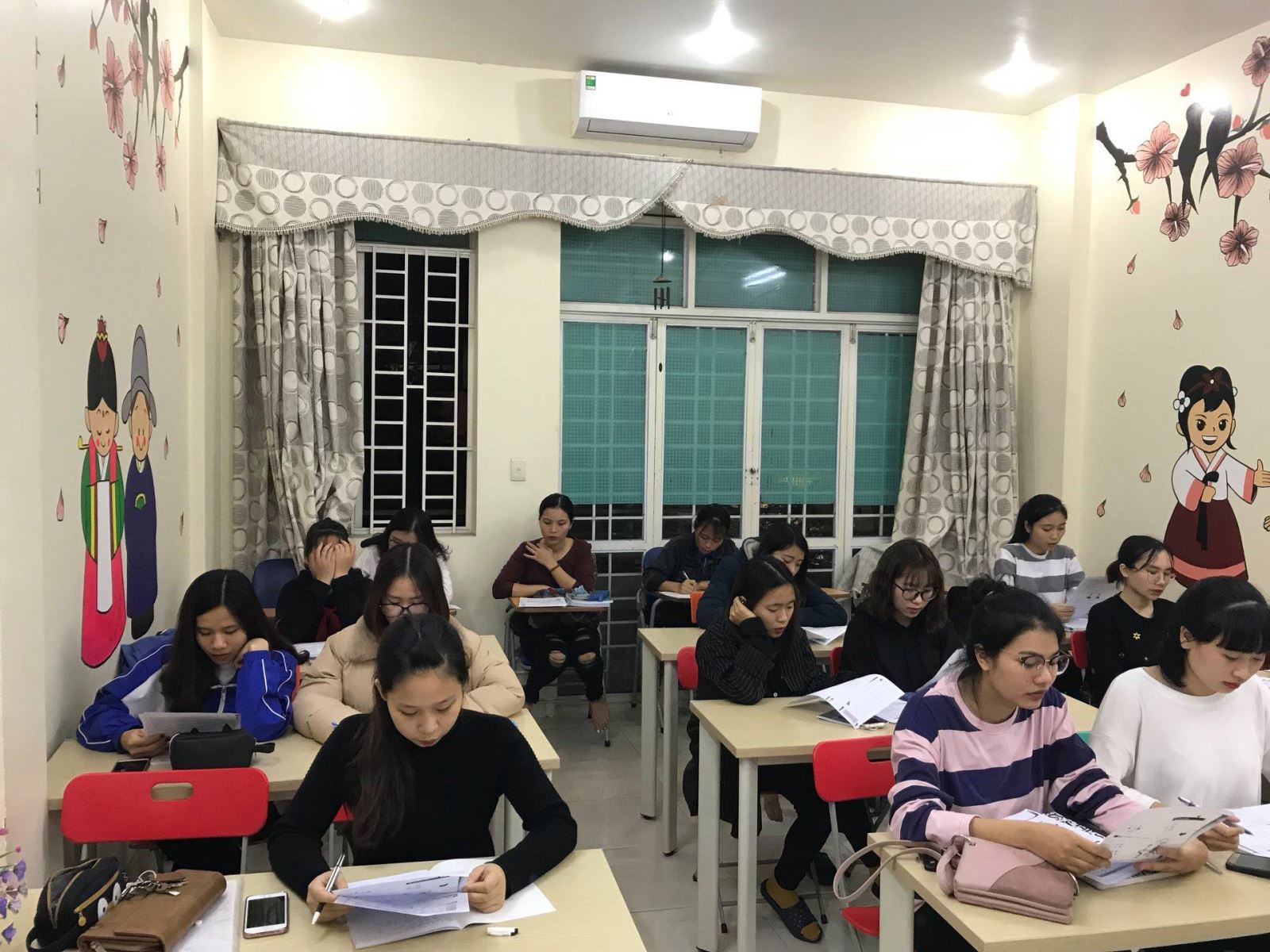 Các loại trợ từ tiếng Nhật phổ biến và cách dùng - Ảnh 3