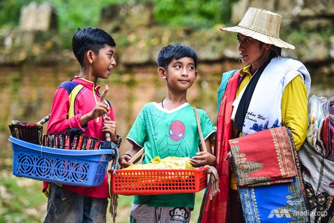 Cô bé H’Mông nói tiếng Anh như gió và chuyện đổi đời nhờ ngoại ngữ - Ảnh 3