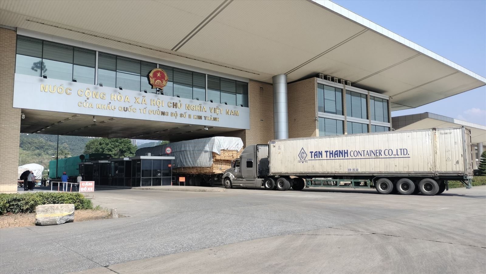 CÁC CỬA KHẨU TRUNG QUỐC KHÔI PHỤC HOÀN TOÀN
